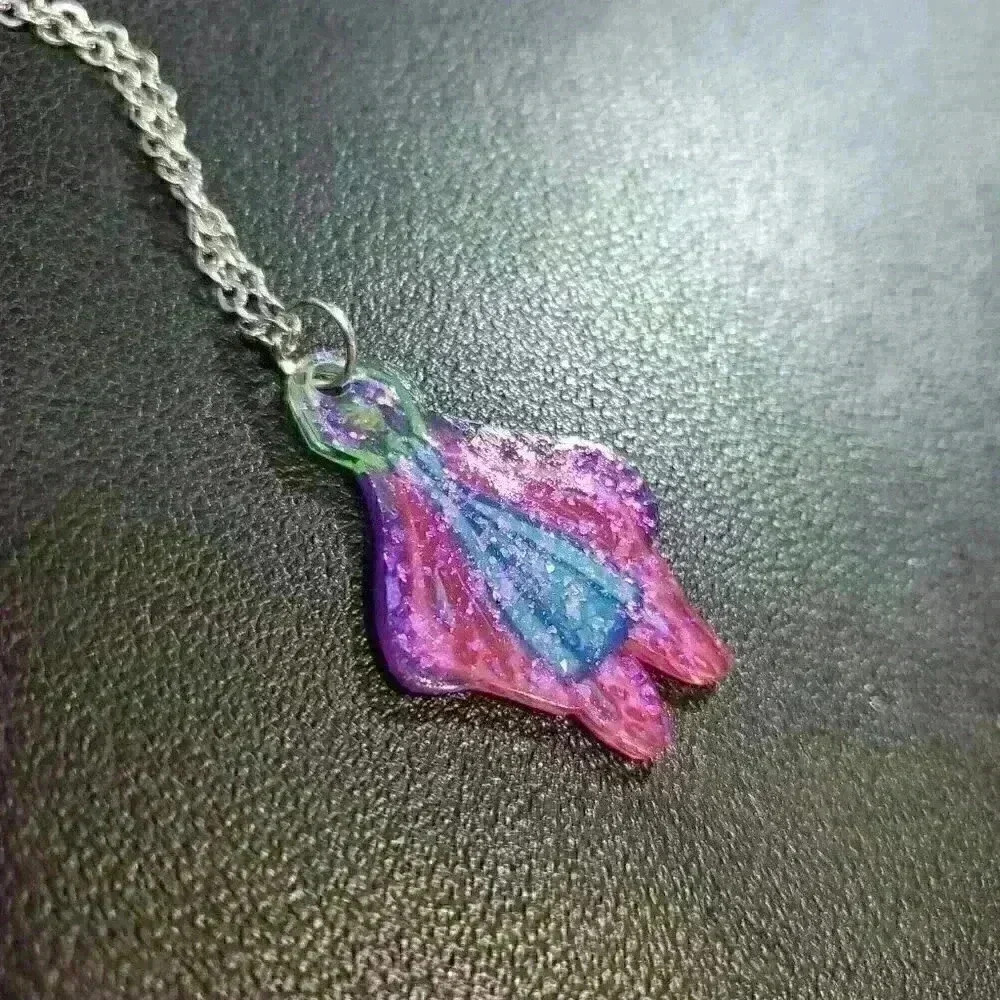 Pink butterfly fairy handmade unique fairycore holographic pendant necklace - Picture 11 of 11